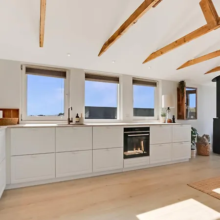 Exclusive Newly Renovated With Panoramic Dune Views Only 200 Metres From The North Sea * Harboør