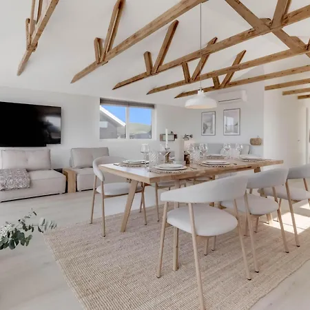 Exclusive Newly Renovated With Panoramic Dune Views Only 200 Metres From The North Sea Dom wakacyjny