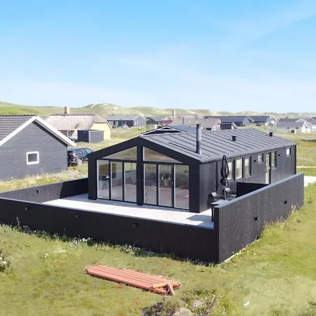 Beliggende Taet Ved Vesterhavet Sj407 * Harboør
